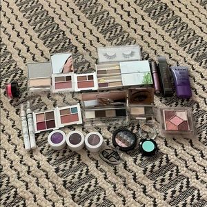 Eyeshadow bundle